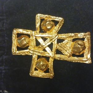 Christian lacroix broach pin